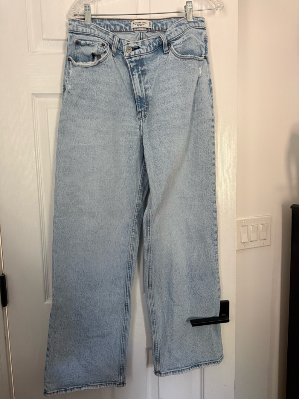 Abercrombie & Fitch Light Blue 90’s Relaxed Jeans Sze 10 Short